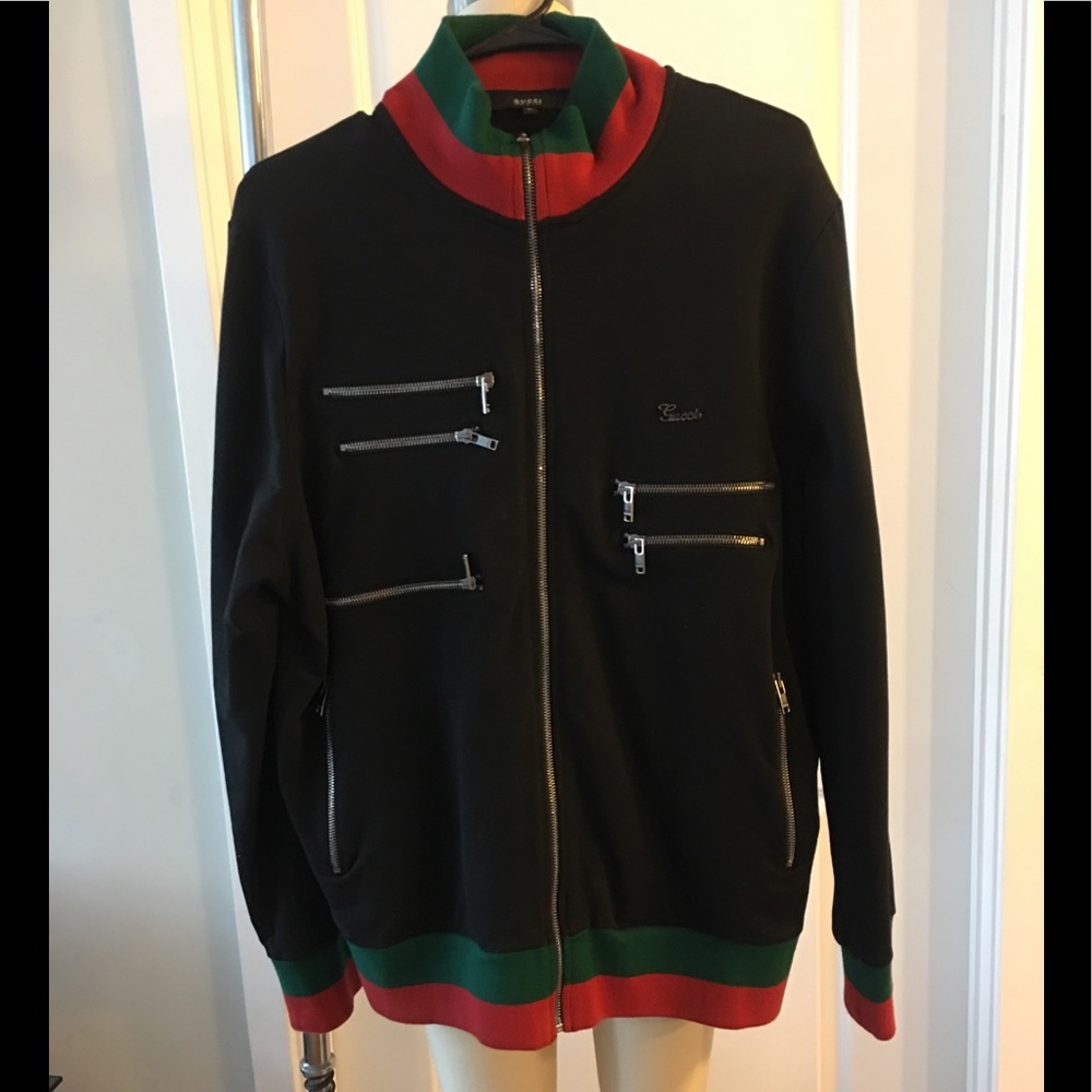 Men’s Gucci sweater
